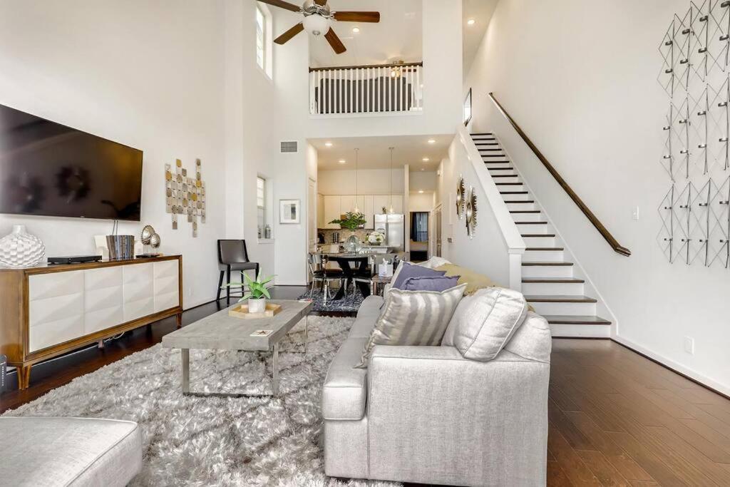 Gorgeous 4 Bed Home On St Mary'S - Minutes To Riverwalk/Pearl San Antonio Eksteriør bilde