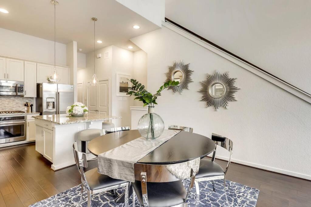 Gorgeous 4 Bed Home On St Mary'S - Minutes To Riverwalk/Pearl San Antonio Eksteriør bilde